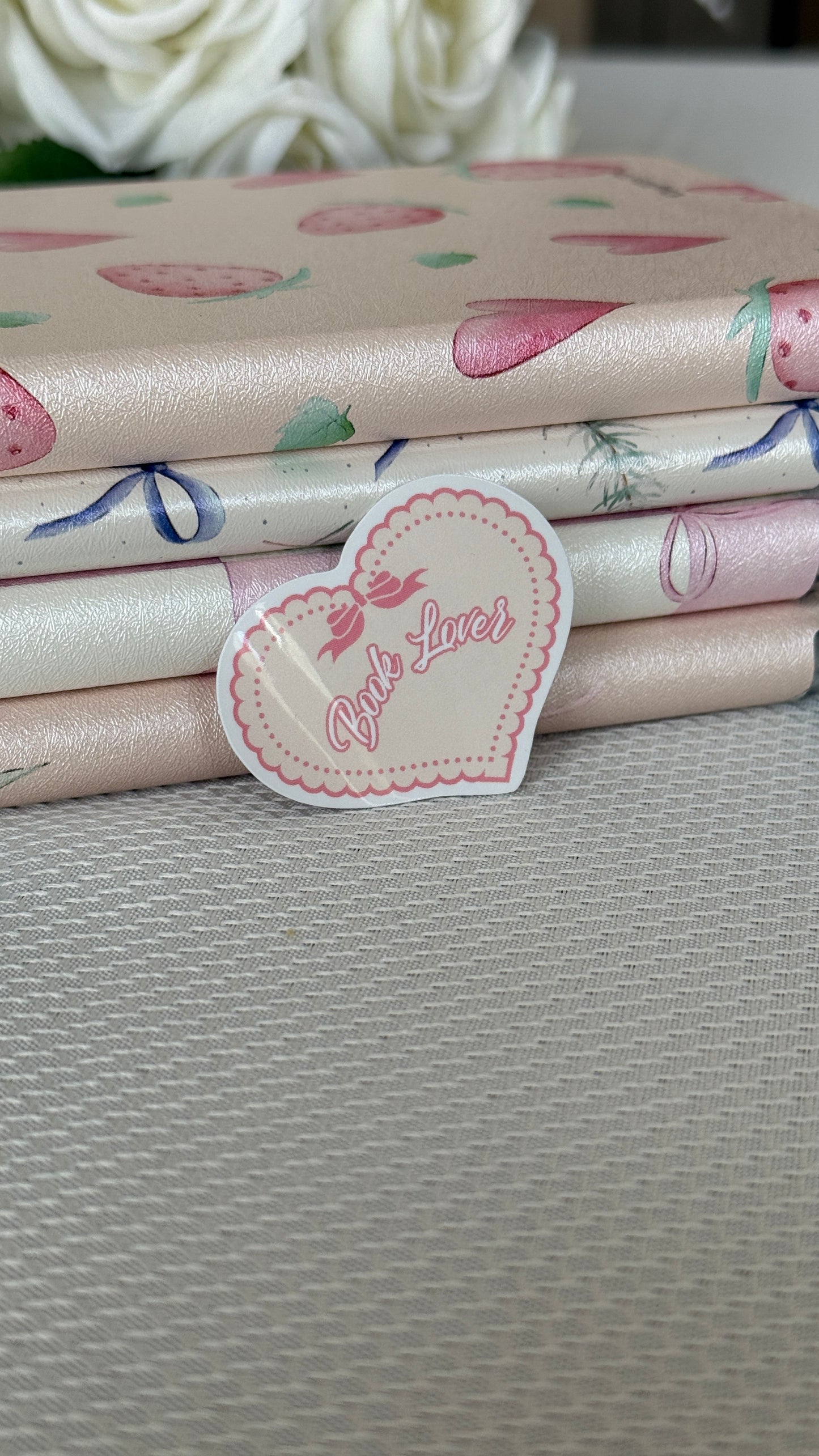 Book Lover * Sticker