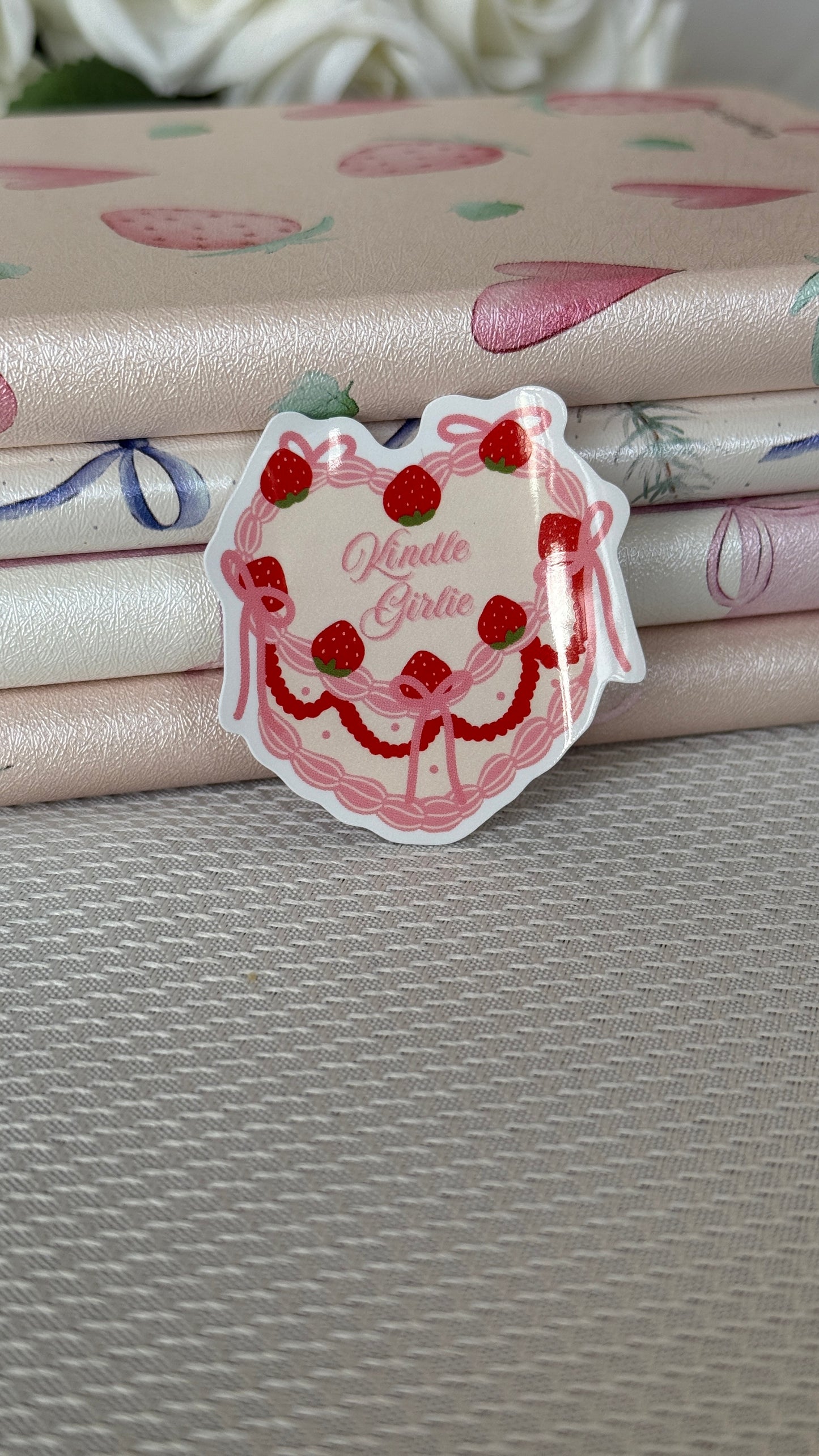 Kindle Girlie* Sticker