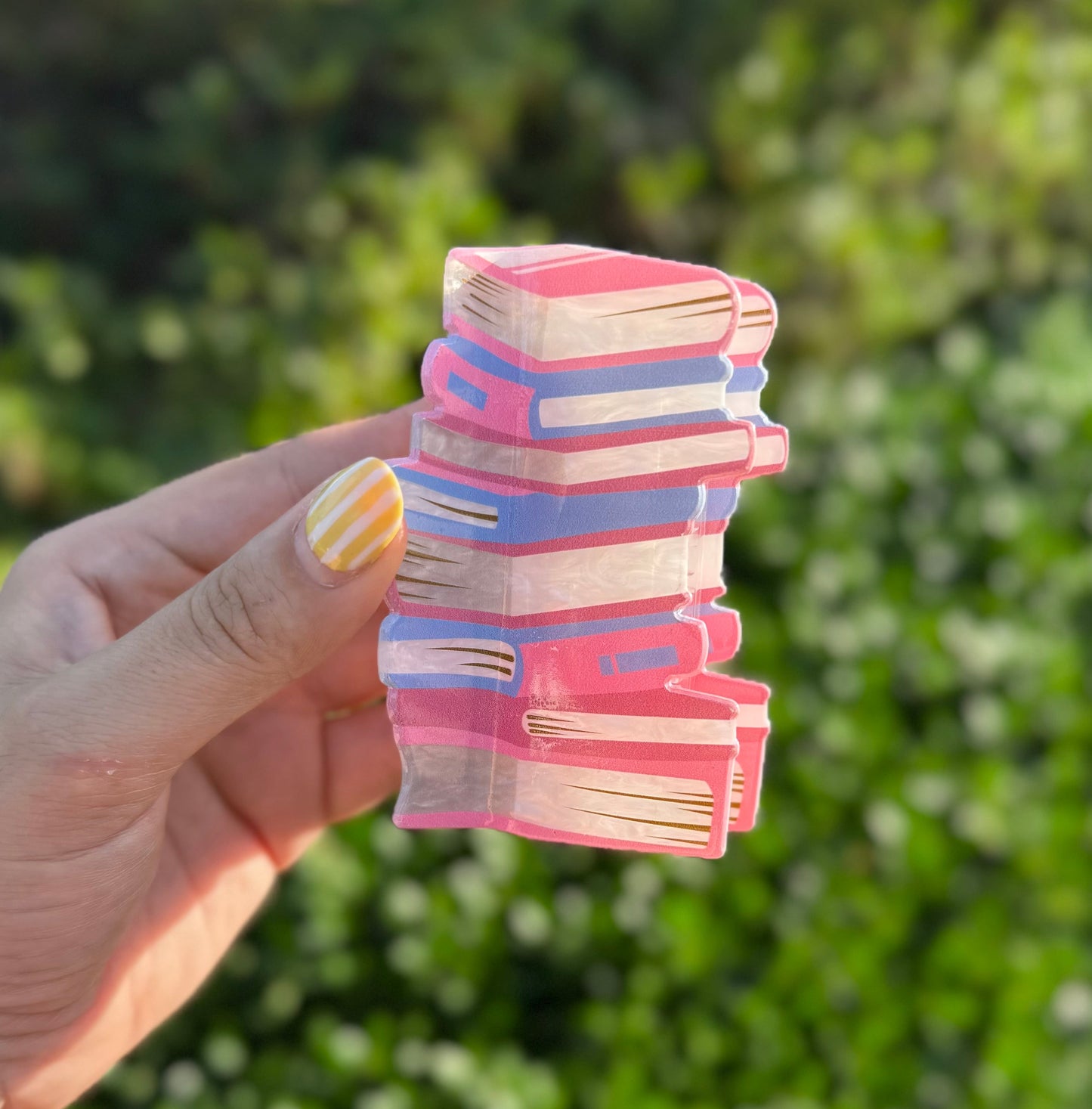 Book Stacks Claw Clip