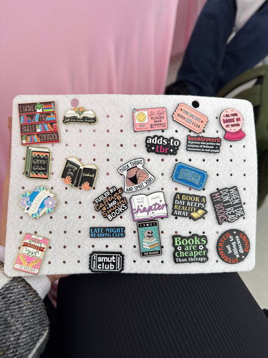 Pins Vending Machine