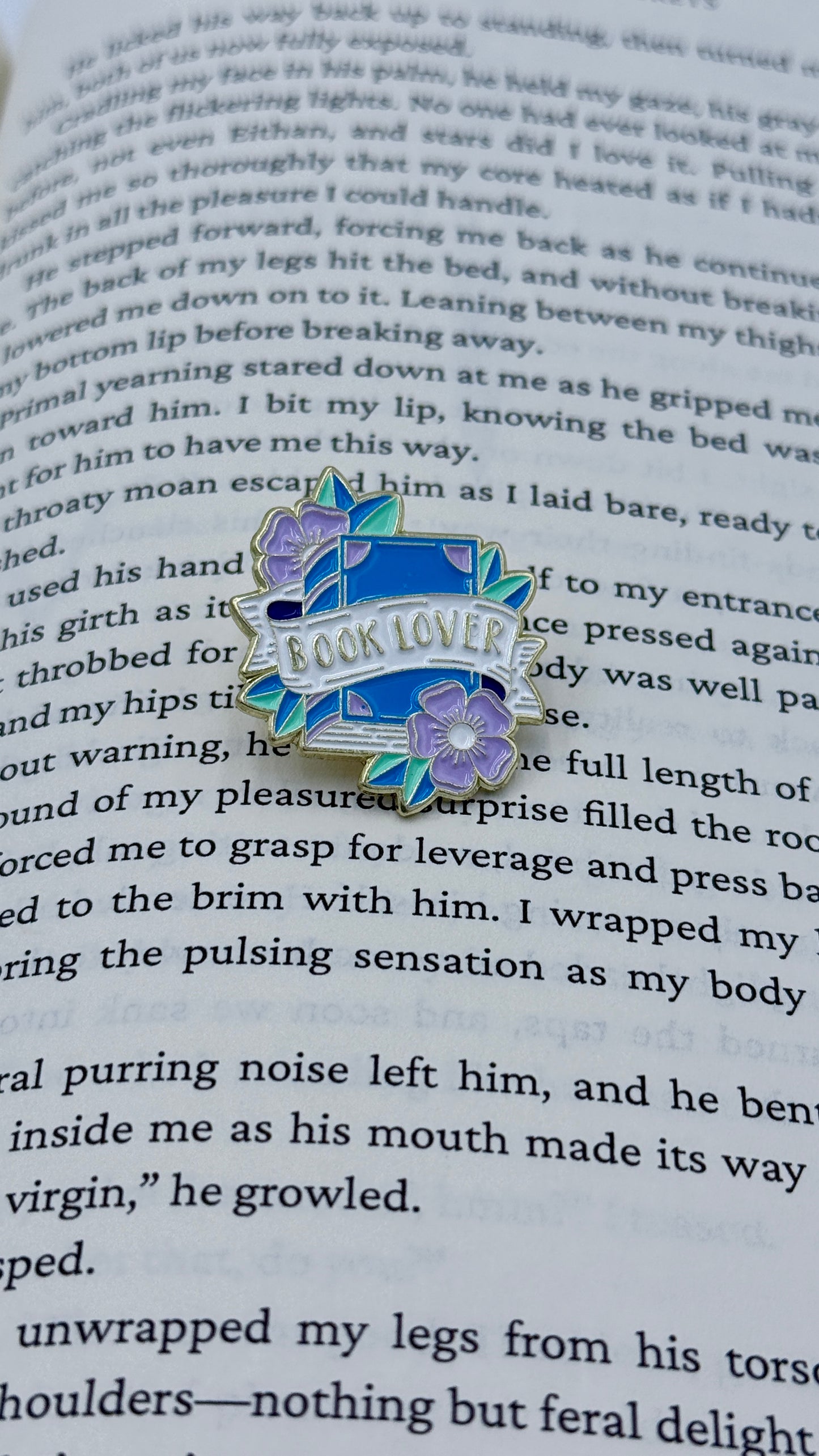 Book Lover | Enamel Pin