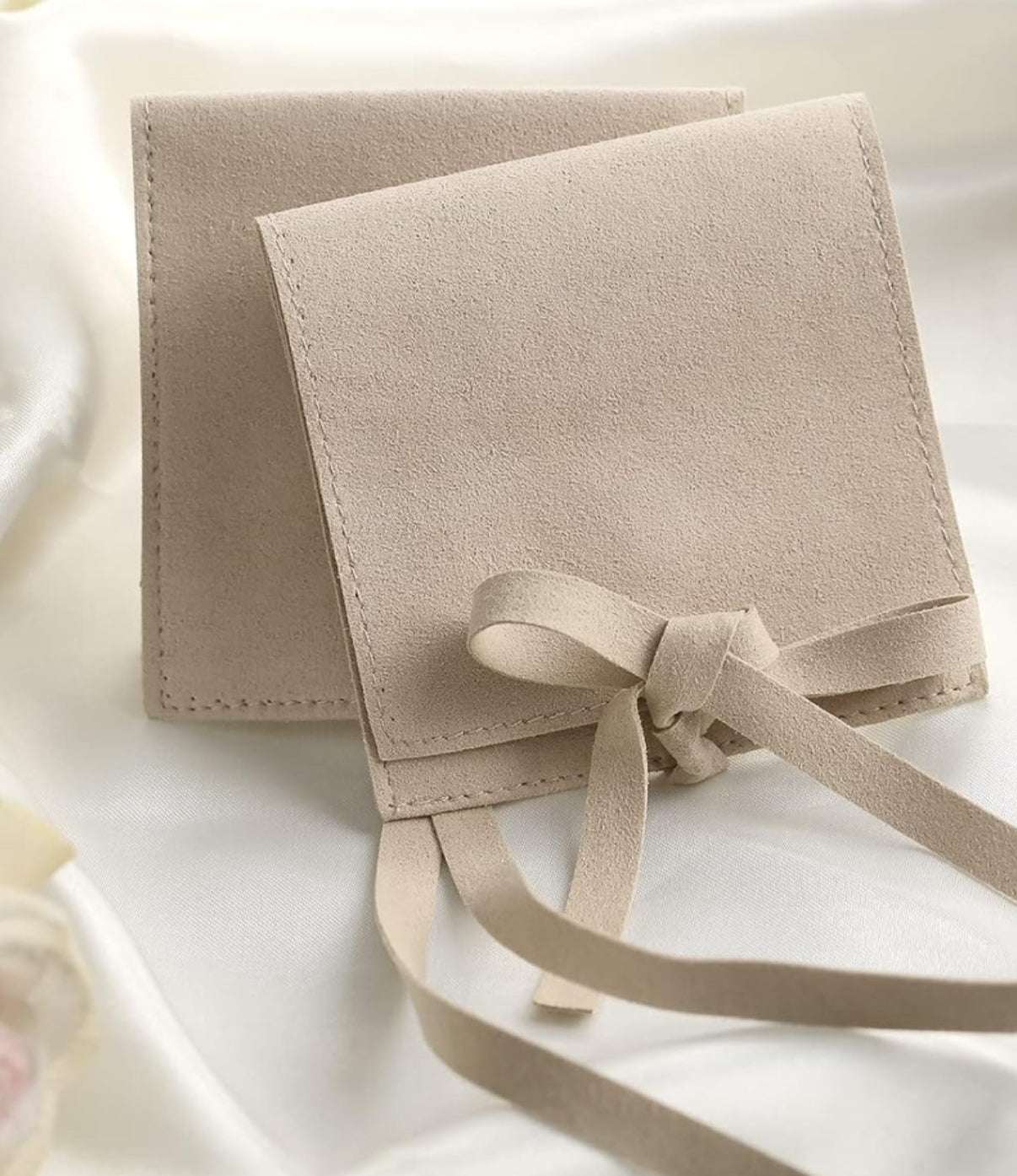 Caffeine and Smutty | Enamel Pin￼