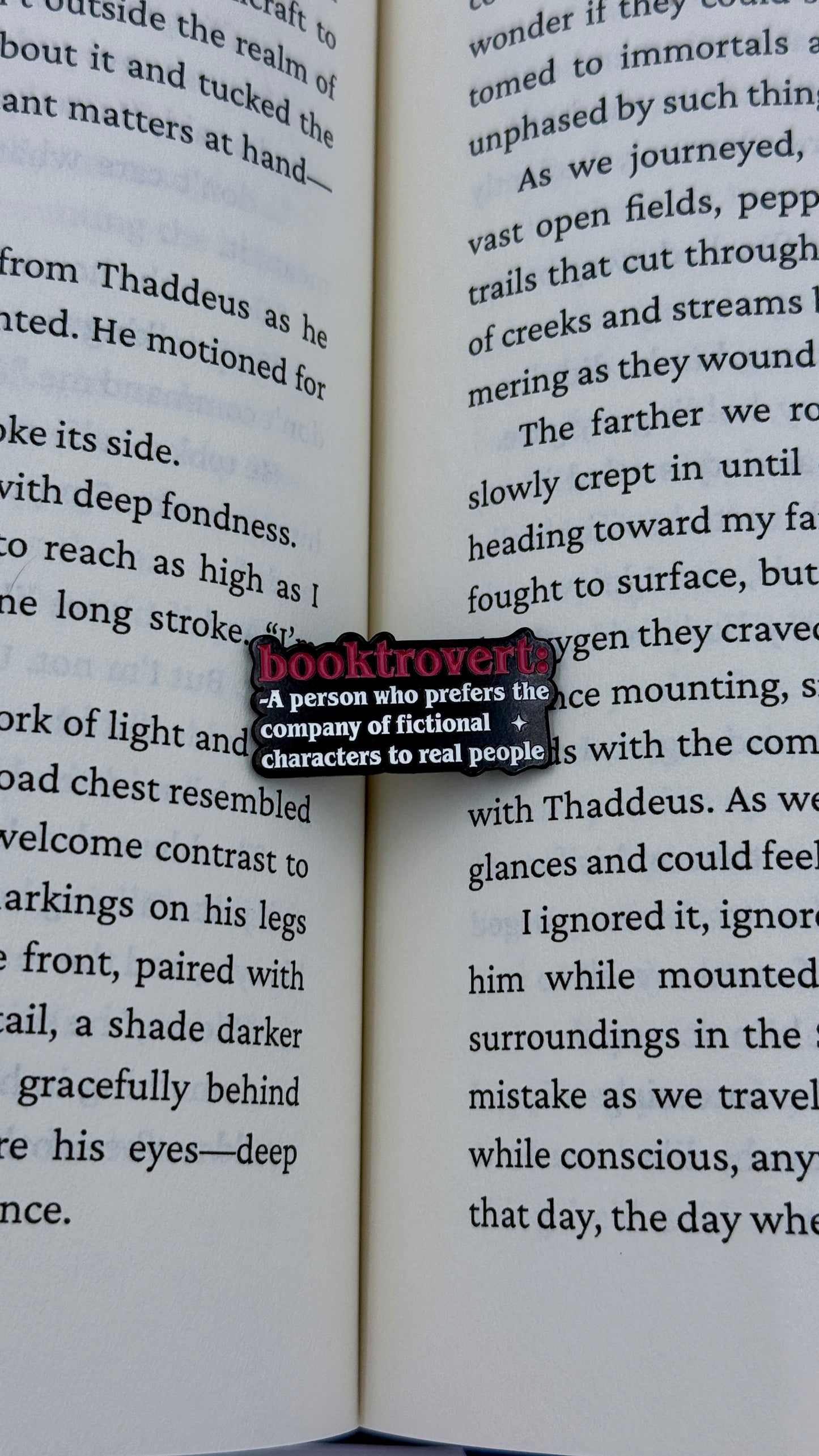 Booktrovert | Enamel Pin