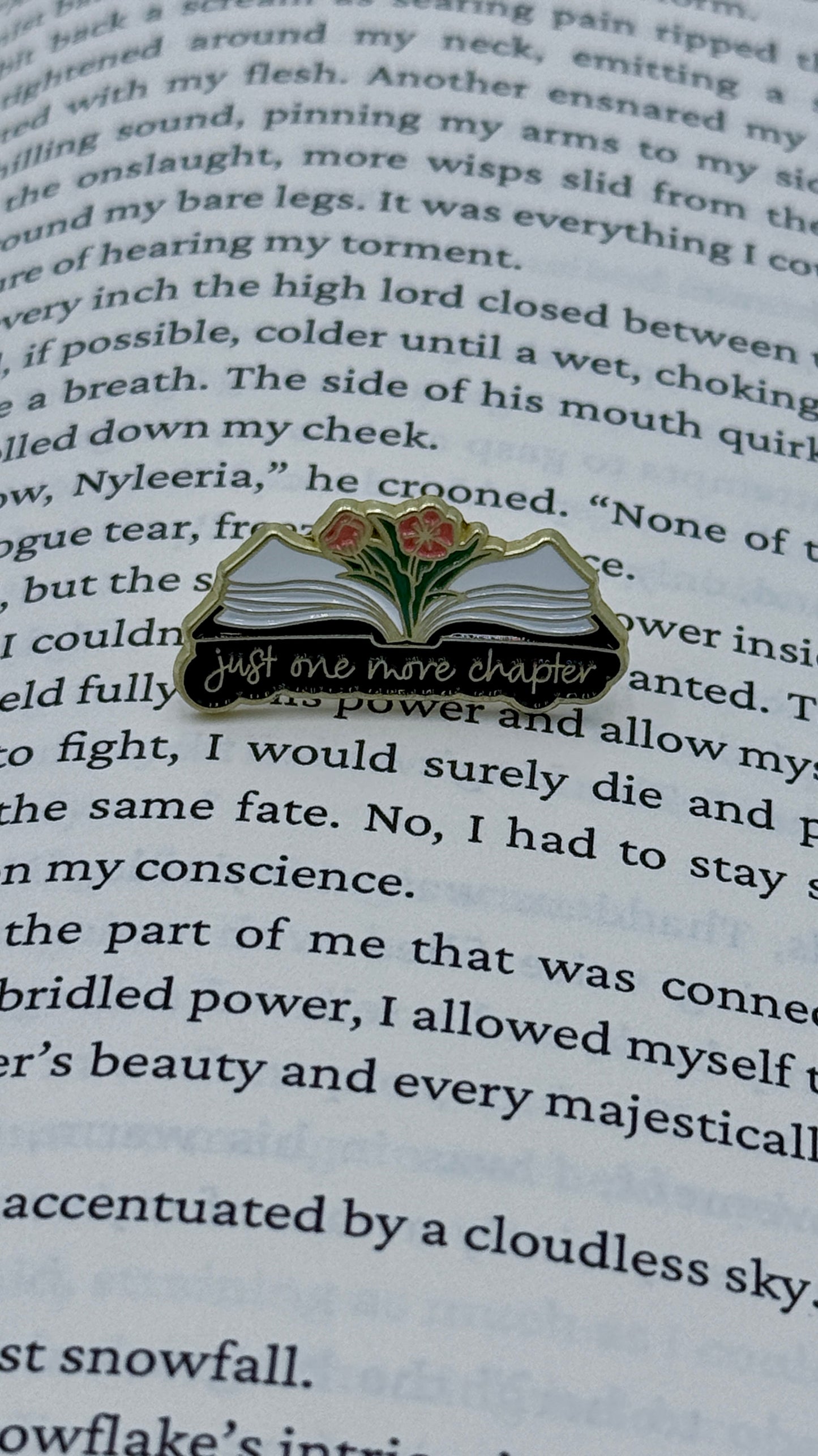 One more chapter | Enamel Pin