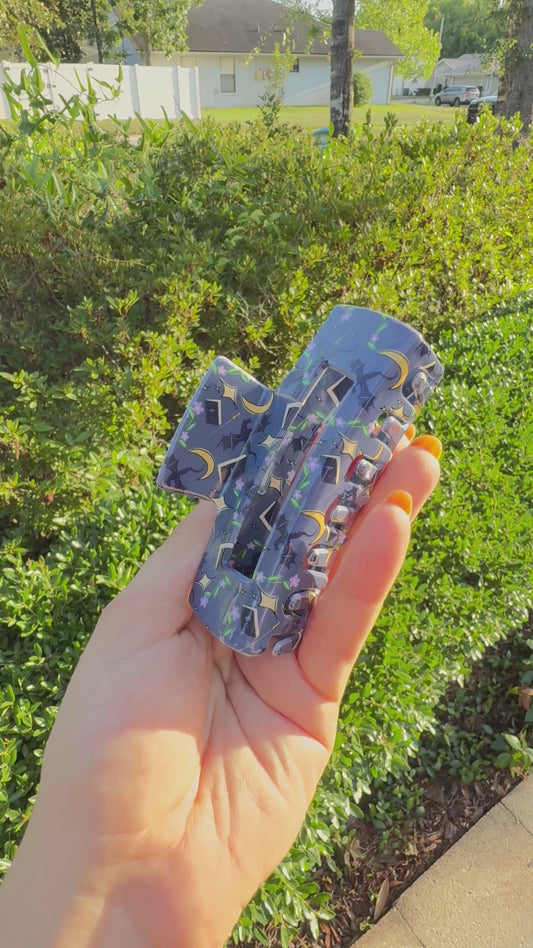 Book Dragon Claw Clip